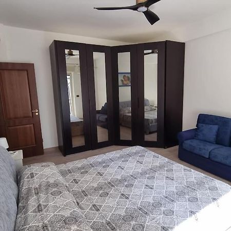 Ferienwohnung La Casa Sul Viale Reggio Calabria Exterior foto